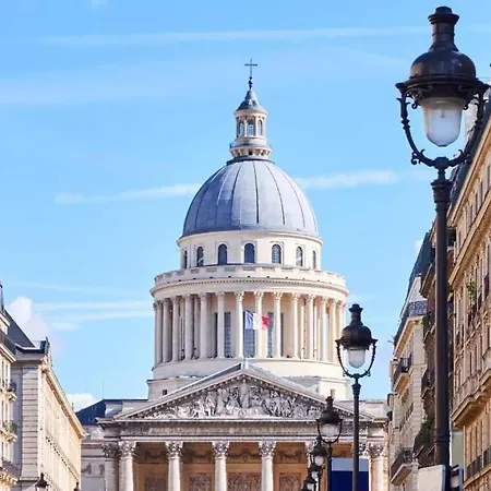 شقة De Luxe Pres De Notre Dame De *